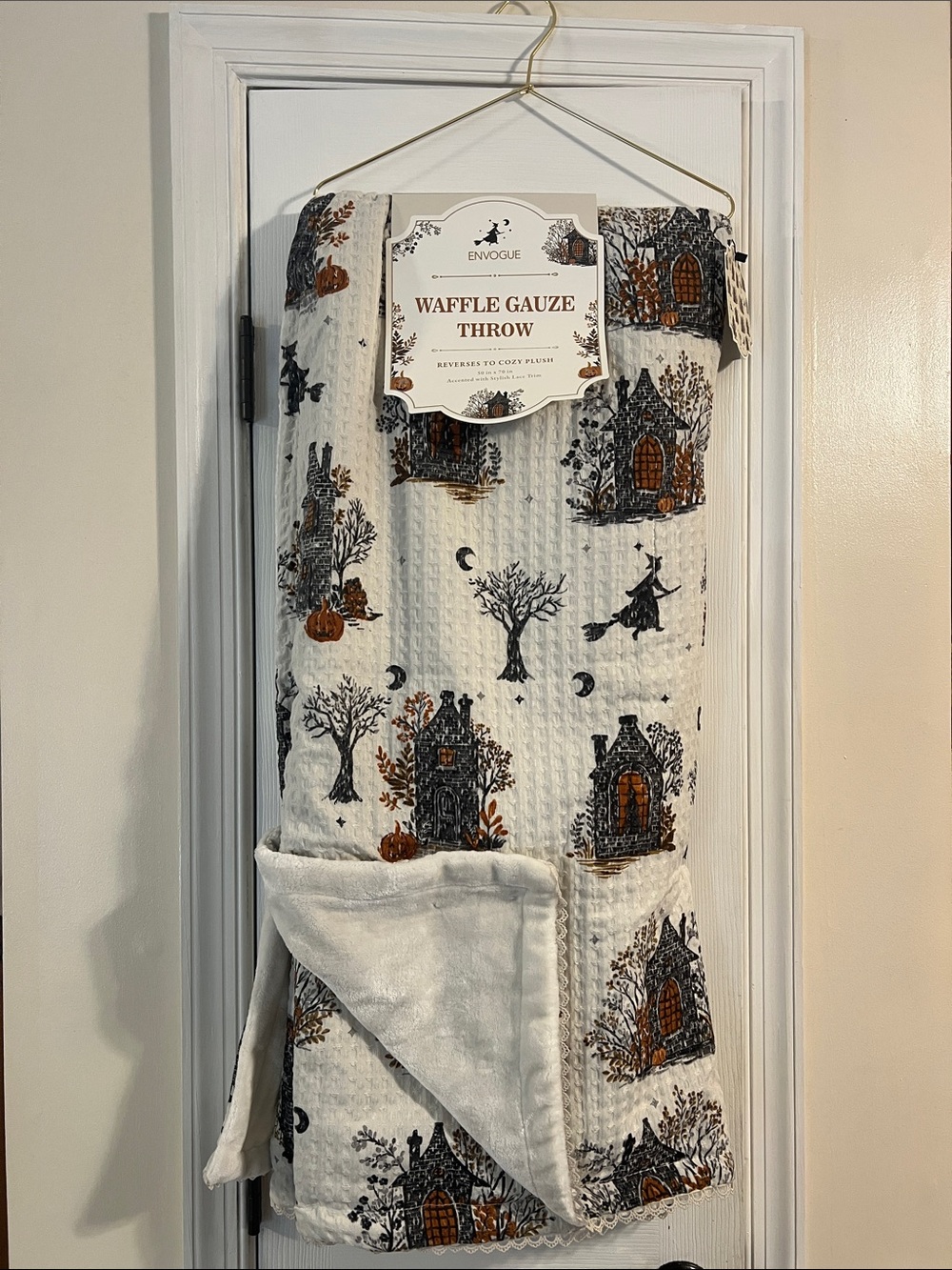 NWT Halloween En Vogue waffle cotton plush lace blanket throw witch fall envogue